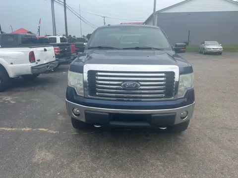 Photos of 2010 Ford F-150 Super Cab XLT Pickup 4D 6 1/2 ft for sale in Chillicothe, OH at Instant Auto Sales Chillicothe
