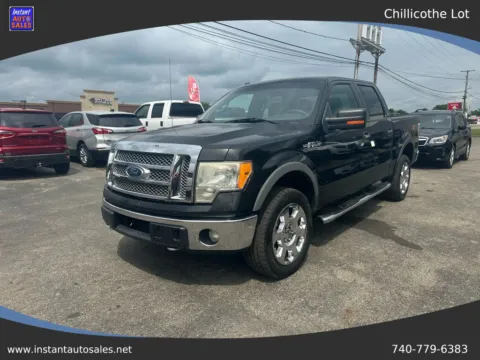 Black 2010 Ford F-150 SuperCrew Cab XLT Pickup 4D 5 1/2 ft for sale in Chillicothe, OH