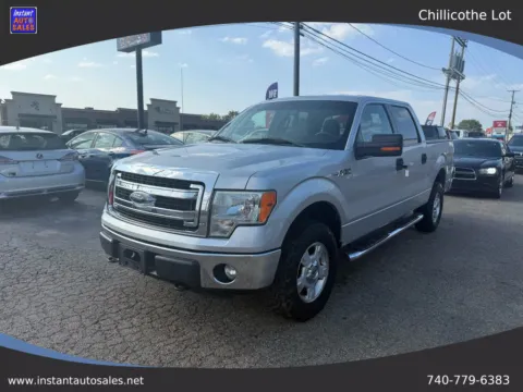 Silver 2014 Ford F-150 SuperCrew Cab XLT Pickup 4D 5 1/2 ft for sale in Chillicothe, OH