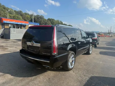 More photos of 2013 Cadillac Escalade ESV Platinum Edition Sport Utility 4D at Instant Auto Sales Chillicothe, OH