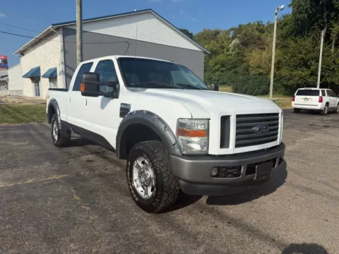 Another view of 2010 Ford F250 Super Duty Crew Cab CABELA'S Pickup 4D 6 3/4 ft for sale in Chillicothe, OH at Instant Auto Sales Chillicothe