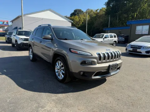 Another view of 2017 Jeep Cherokee Limited Sport Utility 4D for sale in Chillicothe, OH at Instant Auto Sales Chillicothe