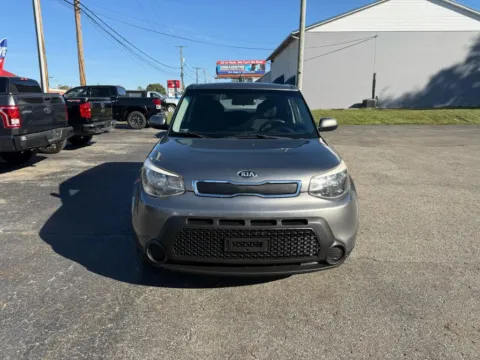 Photos of 2015 Kia Soul Wagon 4D for sale in Chillicothe, OH at Instant Auto Sales Chillicothe