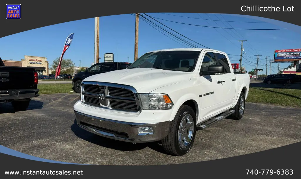 White 2012 Ram 1500 Crew Cab Big Horn Pickup 4D 5 1/2 ft for sale in Chillicothe, OH