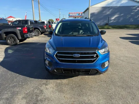 Photos of 2018 Ford Escape SE Sport Utility 4D for sale in Chillicothe, OH at Instant Auto Sales Chillicothe