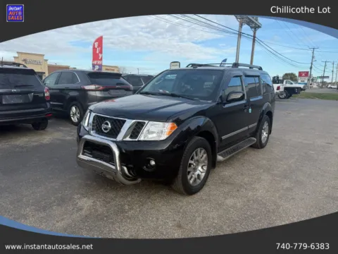 Black 2011 Nissan Pathfinder LE Sport Utility 4D for sale in Chillicothe, OH