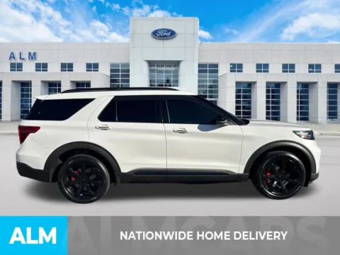 More photos of 2022 Ford Explorer ST at ALM Ford Marietta, GA
