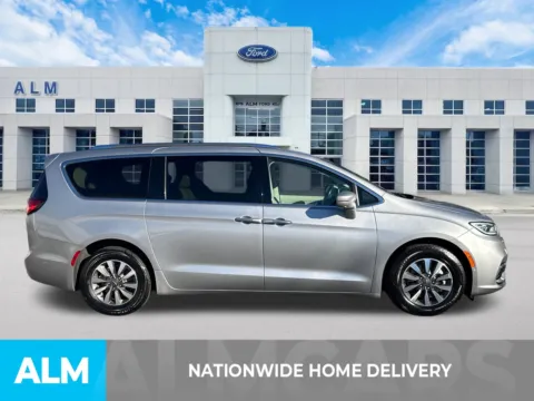 More photos of 2021 Chrysler Pacifica Hybrid Touring L at ALM Ford Marietta, GA