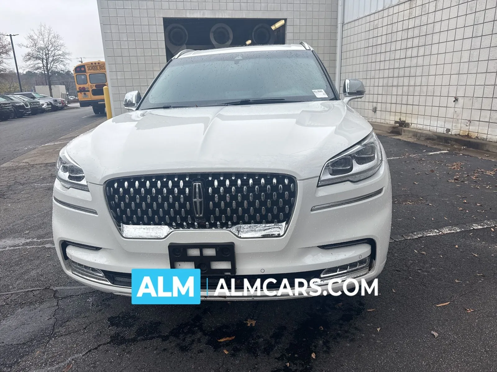2022 Lincoln Aviator Black Label's photo