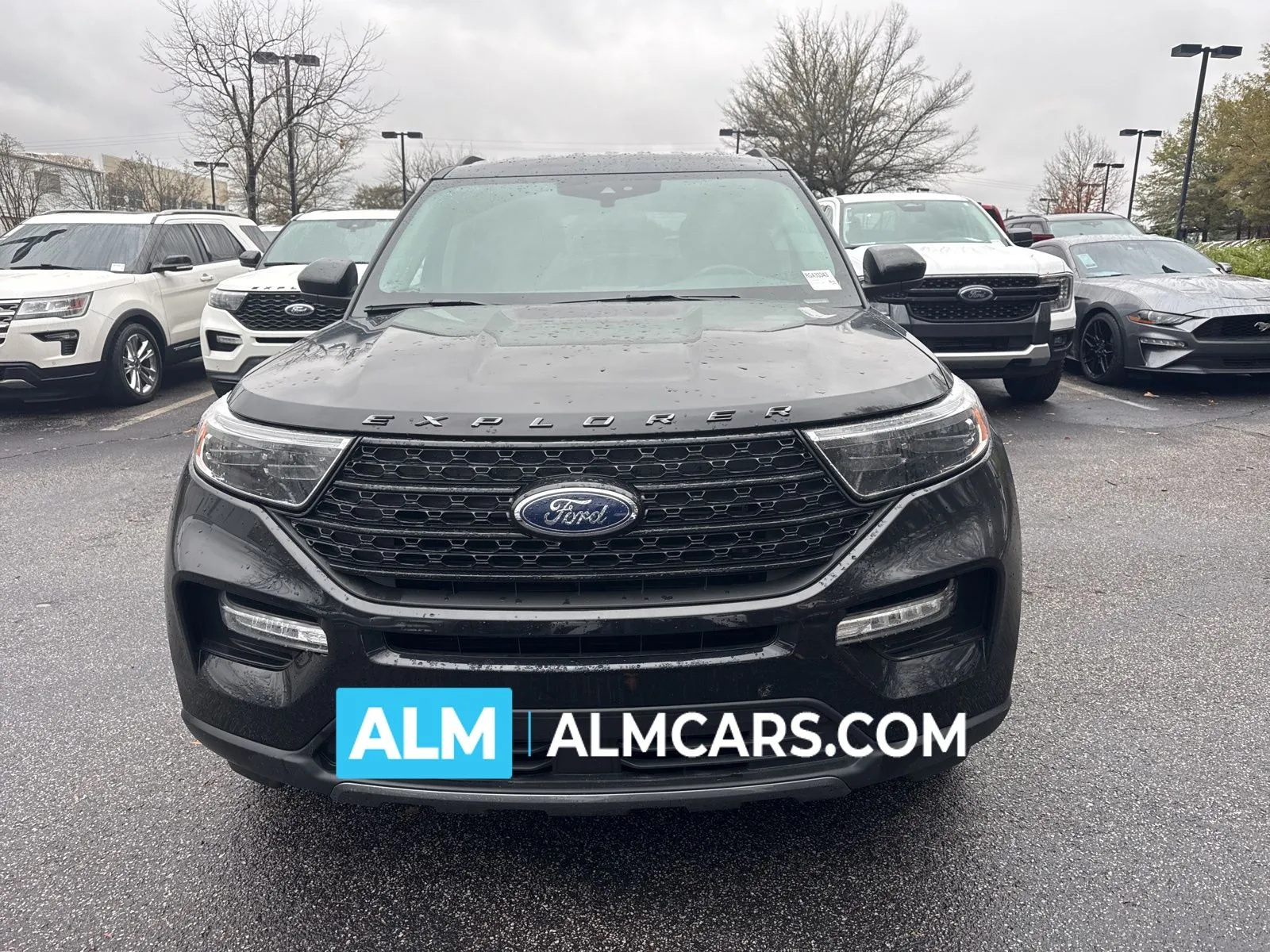 2024 Ford Explorer XLT's photo