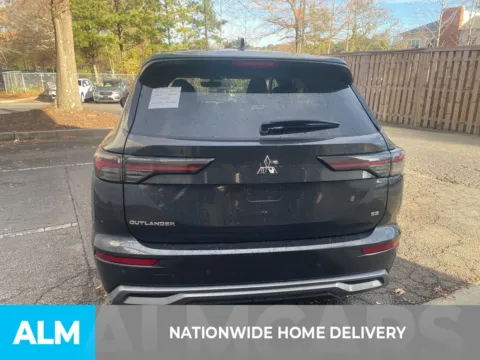 More photos of 2025 Mitsubishi Outlander SE at ALM Ford Marietta, GA