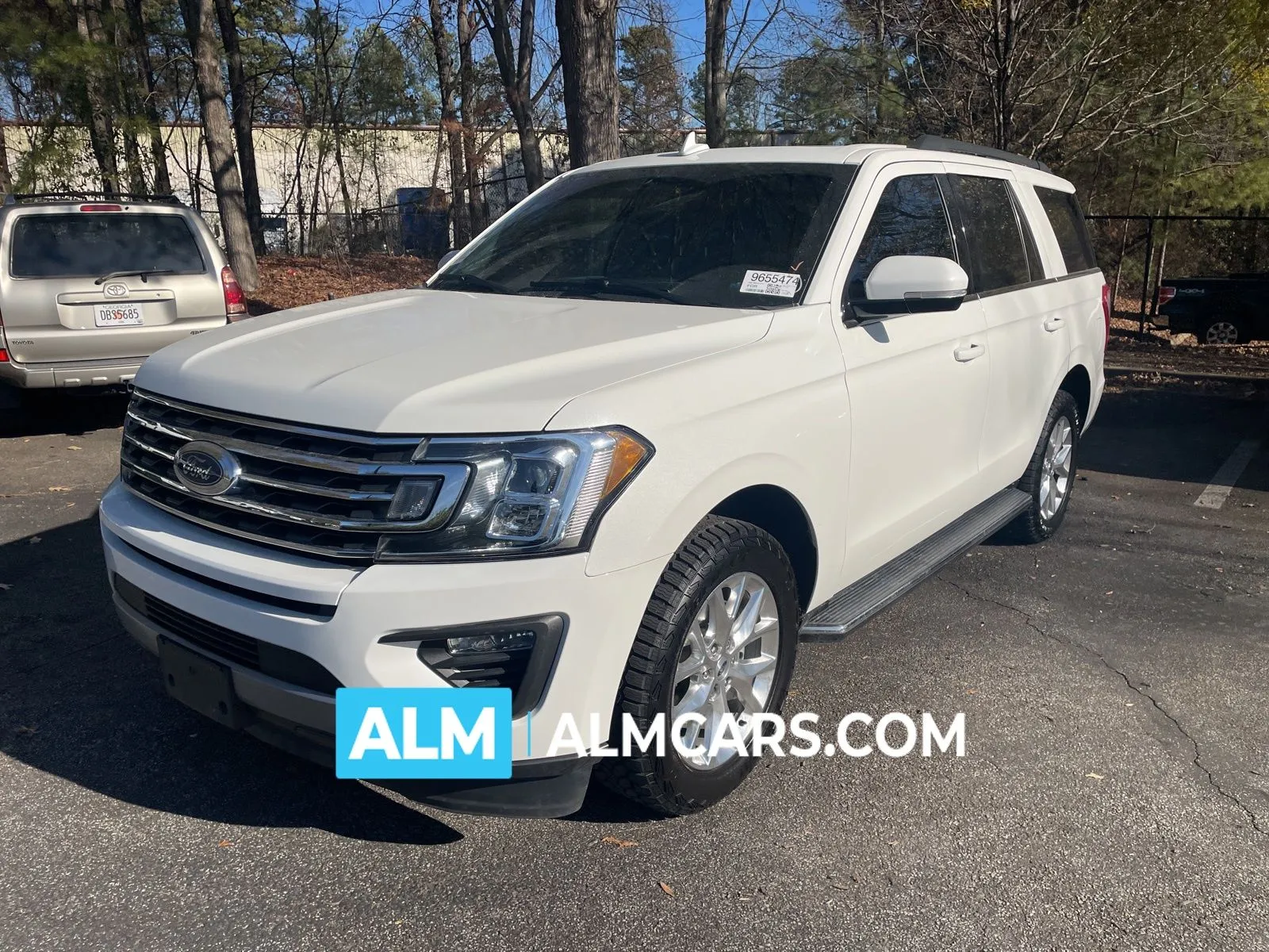 2021 Ford Expedition XLT's photo