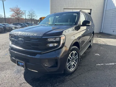 Photos of 2025 Ford Expedition Active for sale in Marietta, GA at ALM Ford Marietta