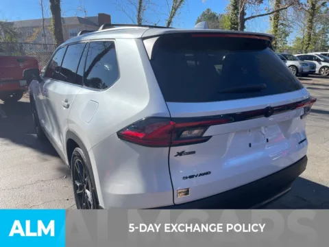 More photos of 2025 Toyota Grand Highlander Hybrid XLE at ALM Ford Marietta, GA