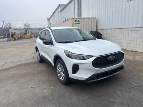 Photos of 2026 Ford Escape Active for sale in Marietta, GA at ALM Ford Marietta