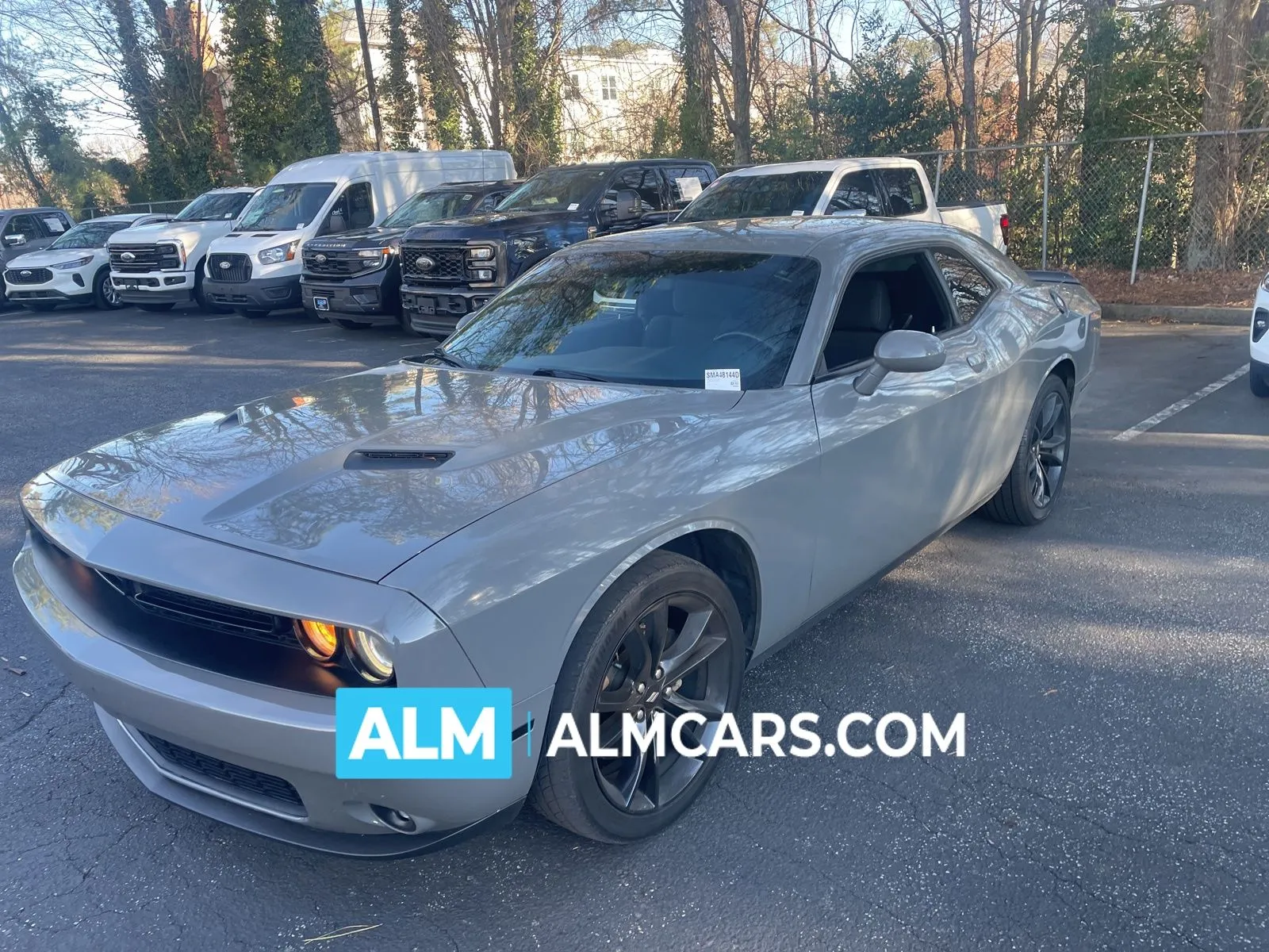 2018 Dodge Challenger SXT's photo