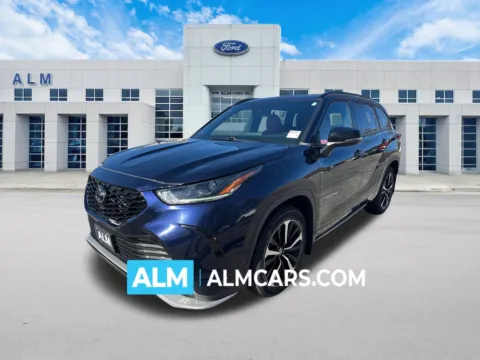 Blue 2021 Toyota Highlander XSE for sale in Marietta, GA