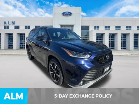 More photos of 2021 Toyota Highlander XSE at ALM Ford Marietta, GA