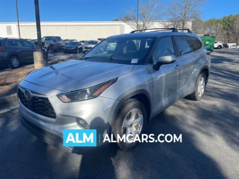 Silver 2023 Toyota Highlander L for sale in Marietta, GA