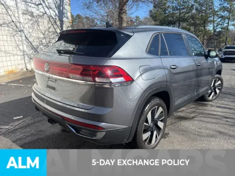 More photos of 2025 Volkswagen Atlas Cross Sport 2.0T SE w/Technology at ALM Ford Marietta, GA