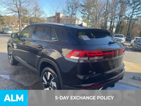 More photos of 2025 Volkswagen Atlas Cross Sport 2.0T SE w/Technology at ALM Ford Marietta, GA