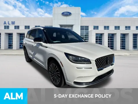 More photos of 2020 Lincoln Corsair Reserve at ALM Ford Marietta, GA