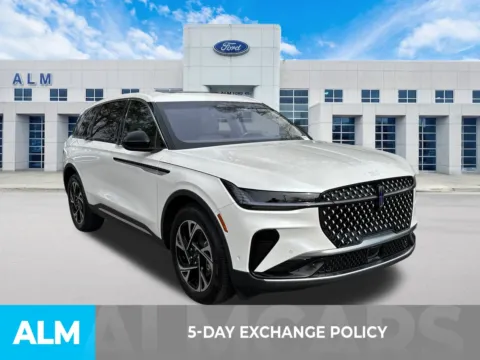 More photos of 2024 Lincoln Nautilus Premiere at ALM Ford Marietta, GA