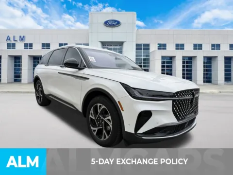 More photos of 2024 Lincoln Nautilus Premiere at ALM Ford Marietta, GA