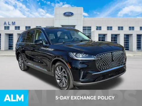 More photos of 2025 Lincoln Aviator Premiere at ALM Ford Marietta, GA