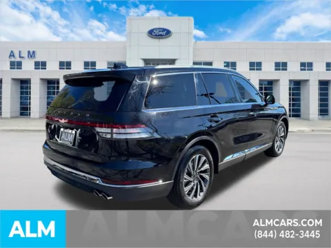 More photos of 2025 Lincoln Aviator Premiere at ALM Ford Marietta, GA