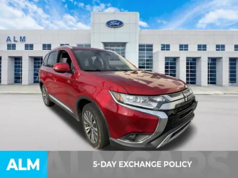 More photos of 2020 Mitsubishi Outlander SE at ALM Ford Marietta, GA