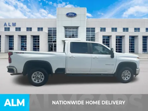 More photos of 2022 Chevrolet Silverado 3500HD LT at ALM Ford Marietta, GA
