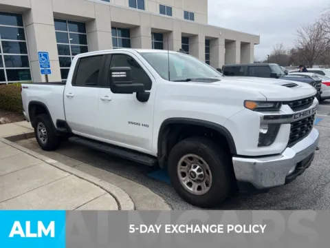 More photos of 2022 Chevrolet Silverado 3500HD LT at ALM Ford Marietta, GA