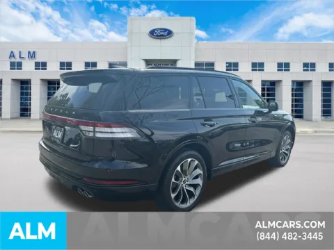 More photos of 2025 Lincoln Aviator Premiere at ALM Ford Marietta, GA