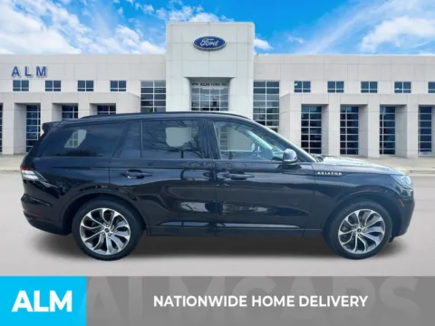 More photos of 2025 Lincoln Aviator Premiere at ALM Ford Marietta, GA