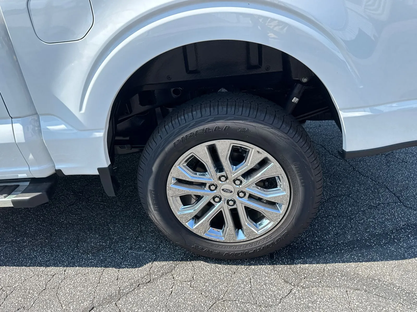 2025 Ford F-150 XLT - Photo 19