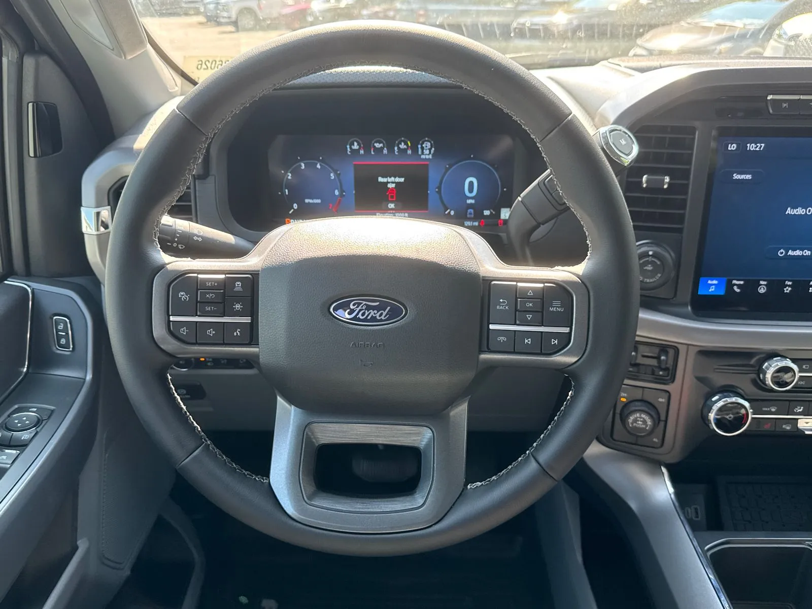 2025 Ford F-150 XLT - Photo 23