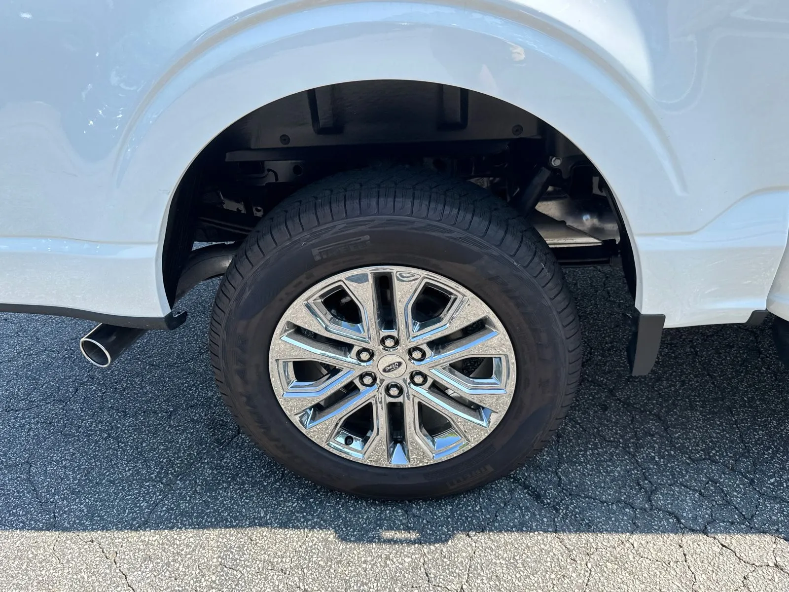 2025 Ford F-150 XLT - Photo 17