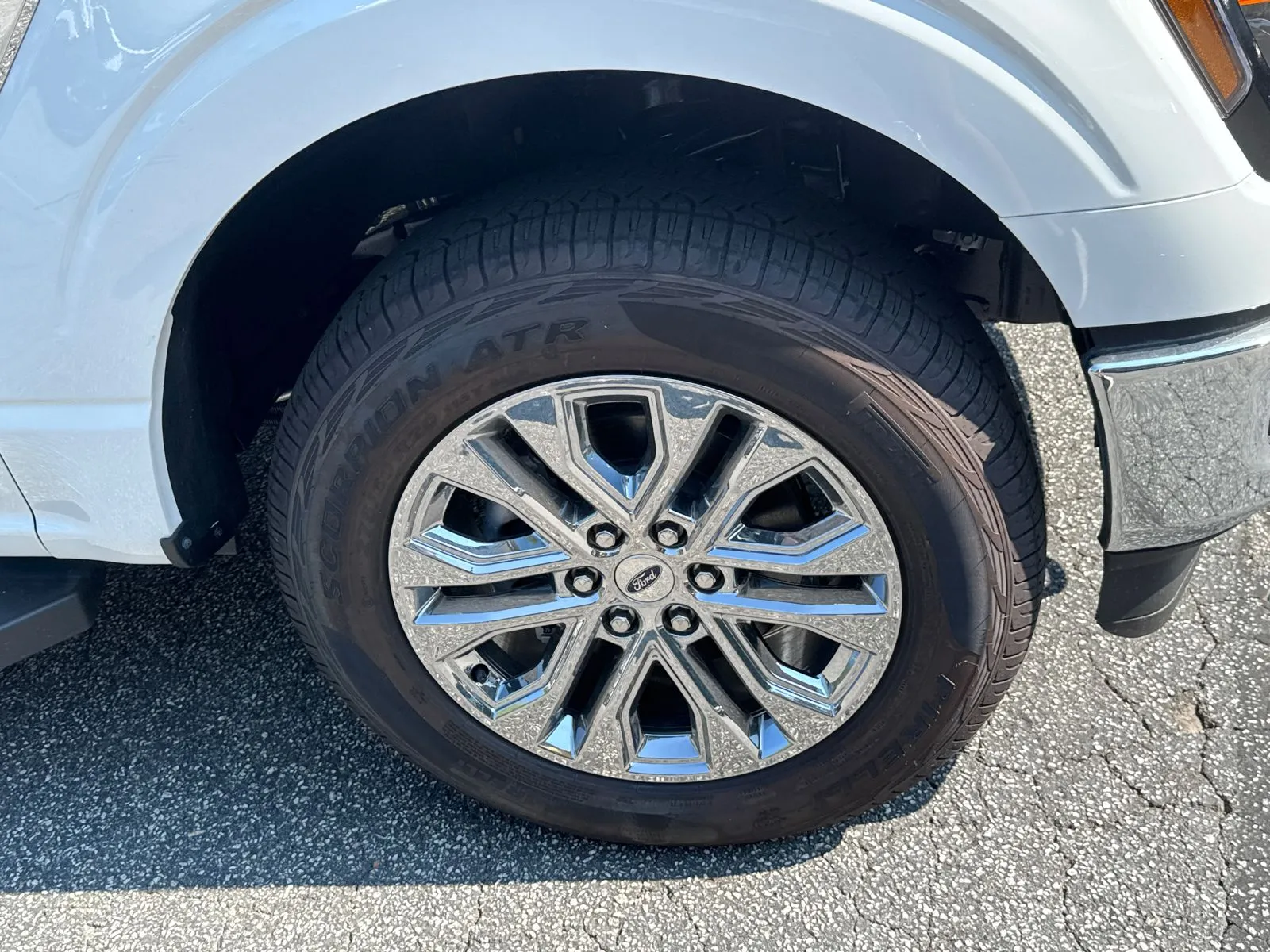 2025 Ford F-150 XLT - Photo 12