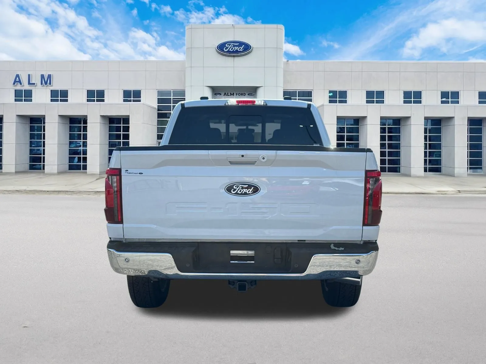 2025 Ford F-150 XLT - Photo 6