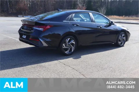 More photos of 2024 Hyundai Elantra Limited at ALM Ford Marietta, GA