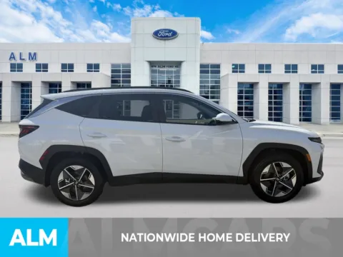 More photos of 2025 Hyundai Tucson SEL at ALM Ford Marietta, GA