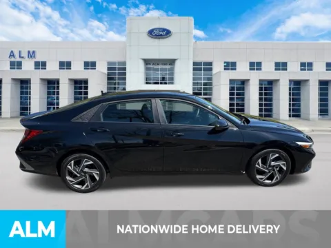 More photos of 2025 Hyundai Elantra SEL Sport at ALM Ford Marietta, GA