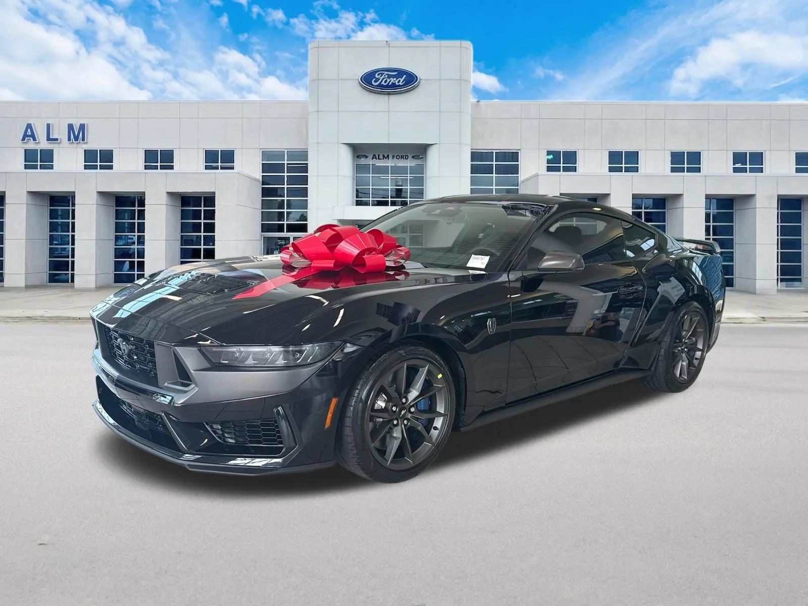 2026 Ford Mustang Dark Horse's photo