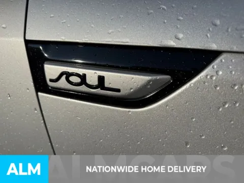 More photos of 2016 Kia Soul at ALM Ford Marietta, GA