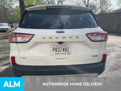 More photos of 2022 Ford Escape SE Hybrid at ALM Ford Marietta, GA