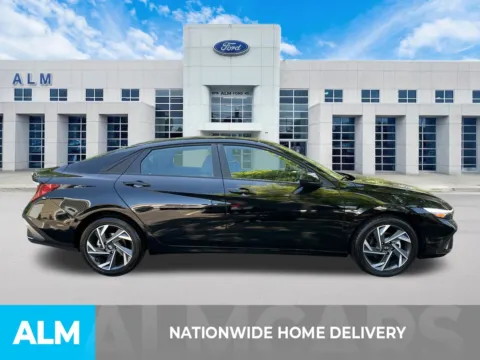 More photos of 2025 Hyundai Elantra SEL Sport at ALM Ford Marietta, GA