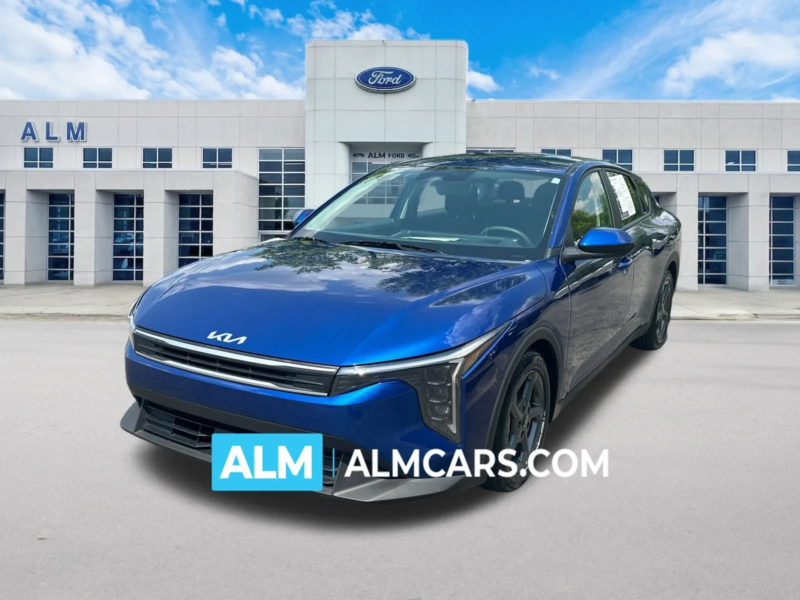 2025 Kia K4 LXS AT's photo