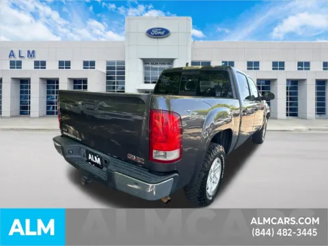 More photos of 2011 GMC Sierra 1500 SLE at ALM Ford Marietta, GA