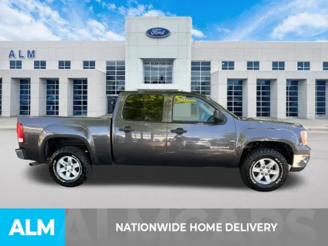 More photos of 2011 GMC Sierra 1500 SLE at ALM Ford Marietta, GA